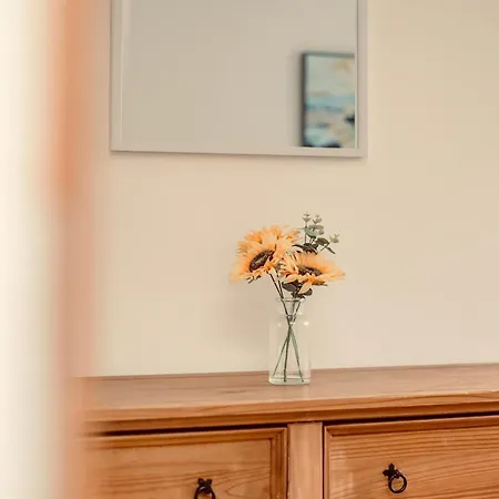 Apartamento Unique 1 Bed House With Private Parking Edimburgo