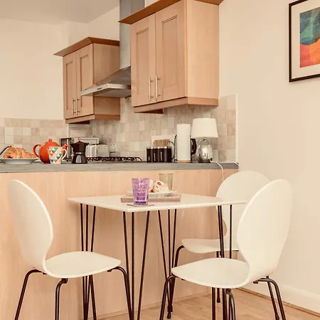 Unique 1 Bed House With Private Parking Apartamento Edimburgo