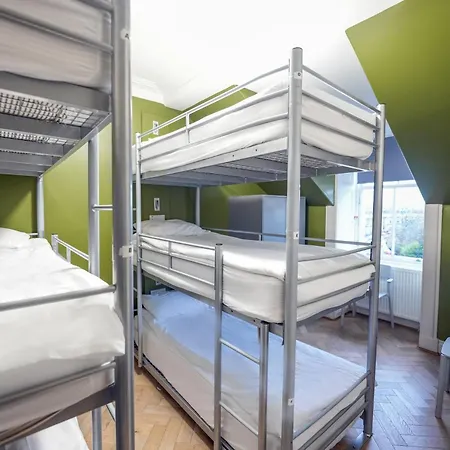 Revolver * 爱丁堡