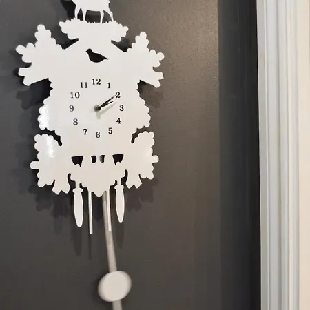 Large 2 Bed Flat, 2 Bath, Free Parking & Lift 公寓 *