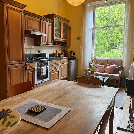 Classic Flat In The Heart Of Morningside Apartmán Edinburgh