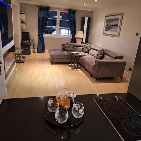 Townhouse With 3 Bathrooms Villa Edinburgh