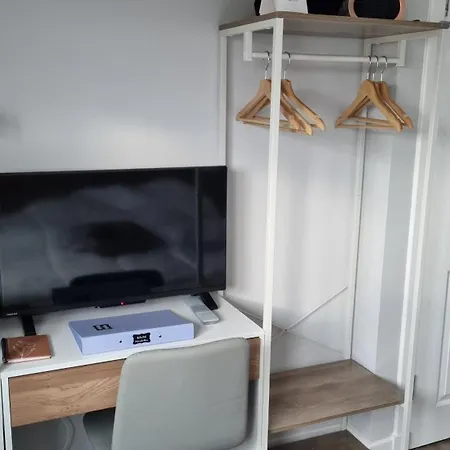 Innisfail Edi - Double With Private Bathroom Quarto em Acomodações Particulares *