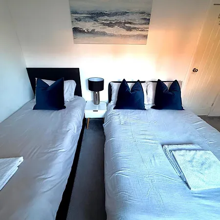 Сasa de vacaciones South Gyle House - Superfast Wifi And Free Parking - 7 Minutes From Airport Edimburgo