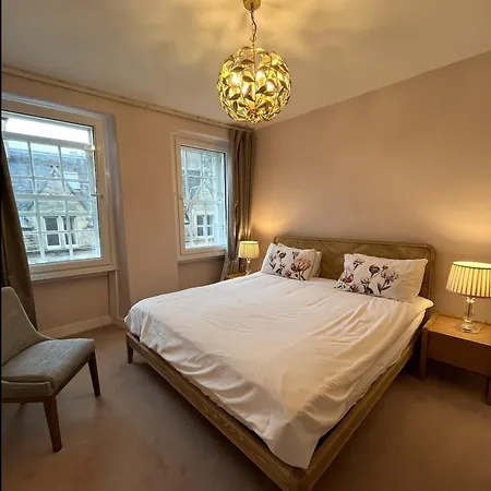 New Royal Mile Spacious Quiet Comfortable Flat With Balcony & Great Views Floor No Lift شقة *