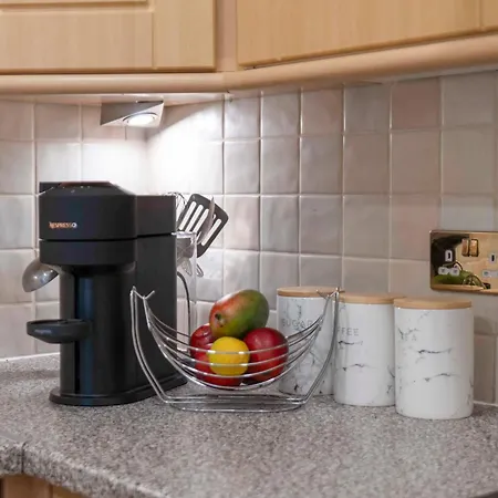 Апартаменты The Barony Fox *