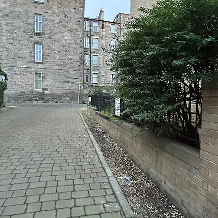 House Close To Old Town *