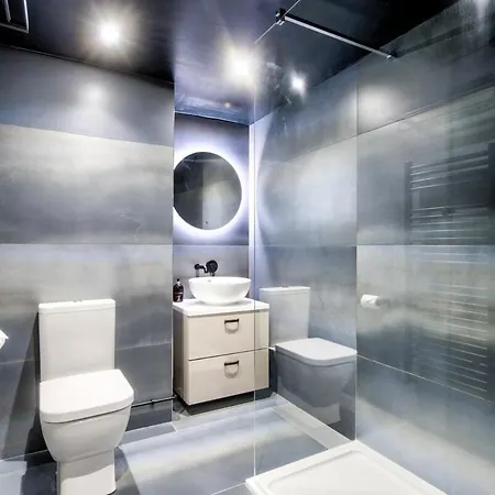 Scotland St - Stylish In Famous Edinburgh's New Town *