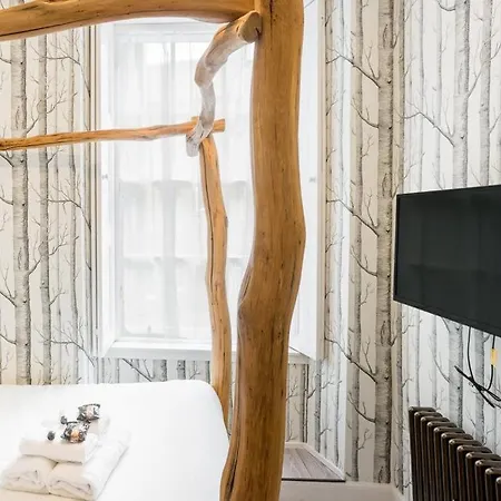 West Bow - Magical Harry Potter-inspired Flat Near Castle Daire