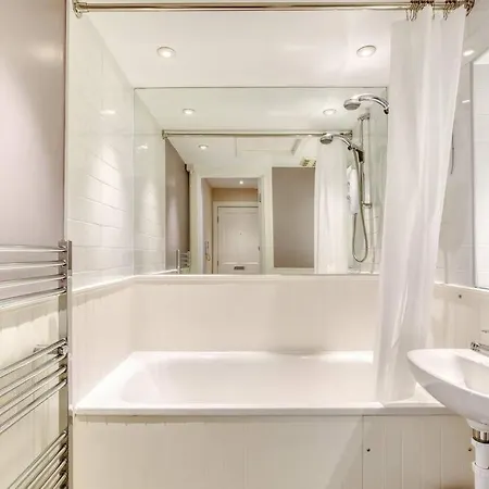 West Port - 2br In The Heart Of The Old Town Just Off The Grassmarket Daire *