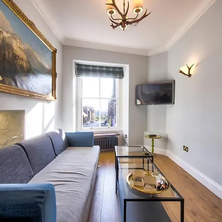 Upper Bow - Luxurious, Modern 1br Near Castle Daire Edinburgh