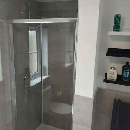 Entire 3 Bedroom House In Suburban Area