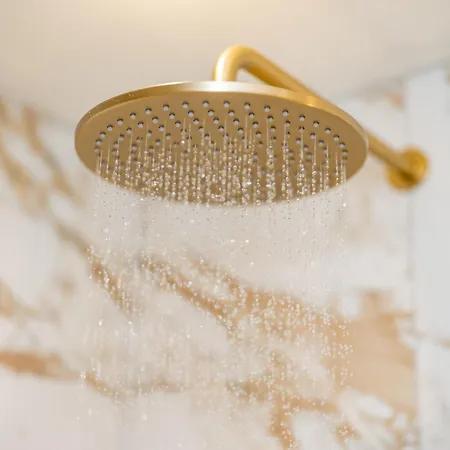 アパート Dragon Luxury At Rutland Square