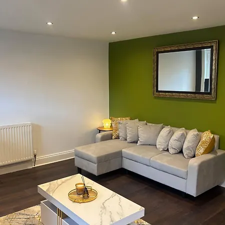 Lovely Quiet Flat Near Centre *