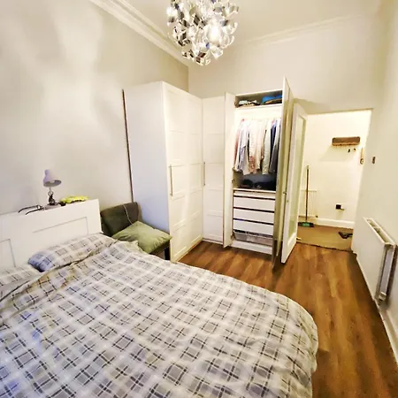 公寓 Two-bedroom Retreat Close To Sites 爱丁堡
