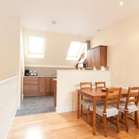 Kirche By Interhome Apartment Edinburgh