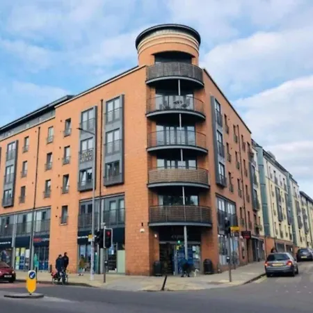 Spacious, Sunny Leith