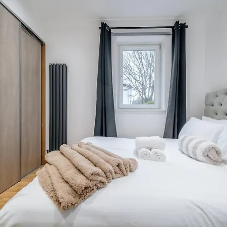 Daire Milton's Place Sleeps 5, 10 Minutes Walk To Royal Mile Edinburgh