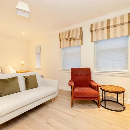 Joivy Lovely Flats In Centre Edynburg