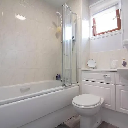 South Groathill - Lovely 2 Bed With Castle View *