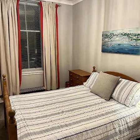 Lovely Sunny 2 Bed Coast Apartament Edynburg