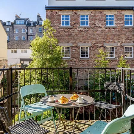 3 Bed In Oc-79008 Holiday home Edinburgh