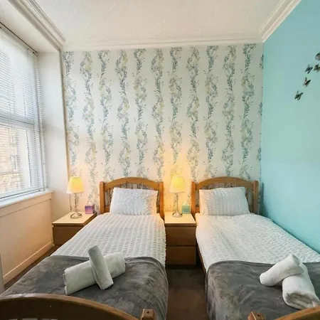 Hymarket 2bed Modern