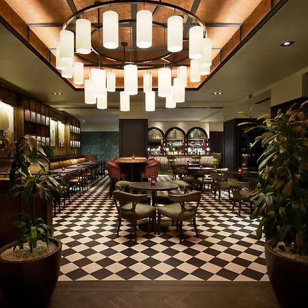 希尔顿爱丁堡卡尔顿酒店 酒店