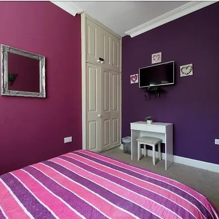 Drumdryan Ground Floor Roomz Hotel