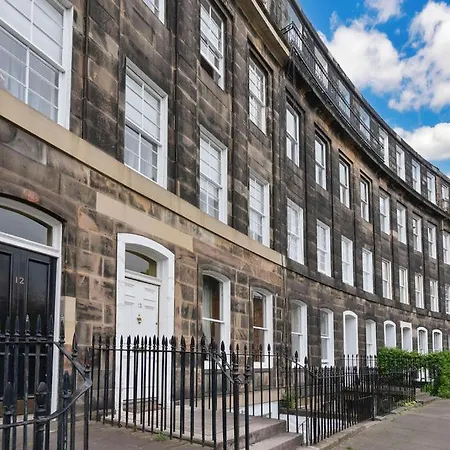 Gardners Crescent Апартаменты Эдинбург