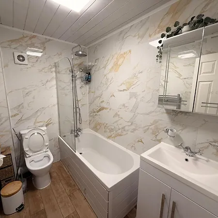 Luxury 2 Bedroom Flat In The Centre Апартаменты