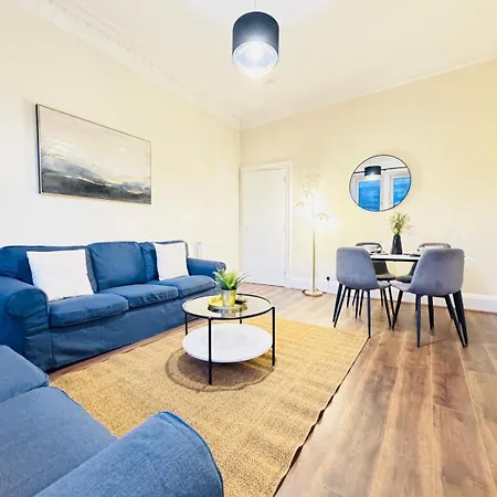 Classic Centre Apartment *