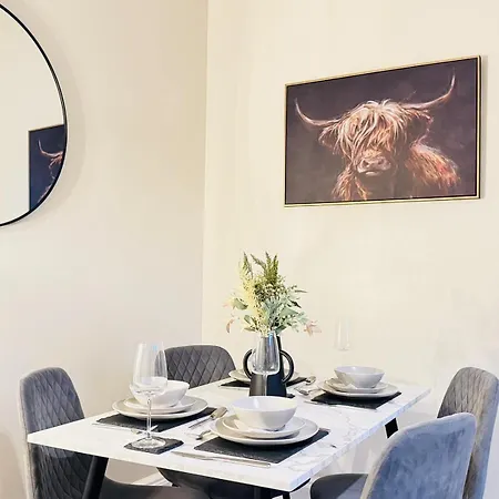 Classic Centre Apartment