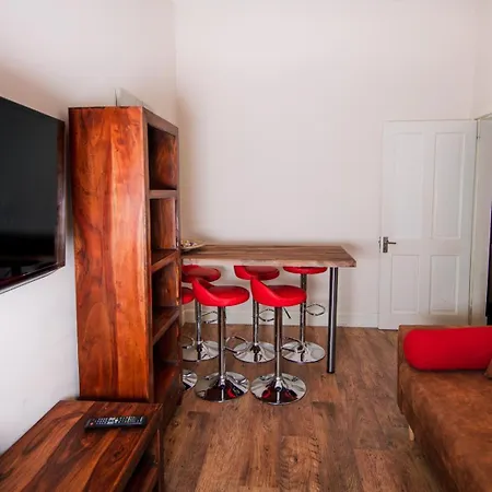 Lovely By The Calton Hill A Apartment