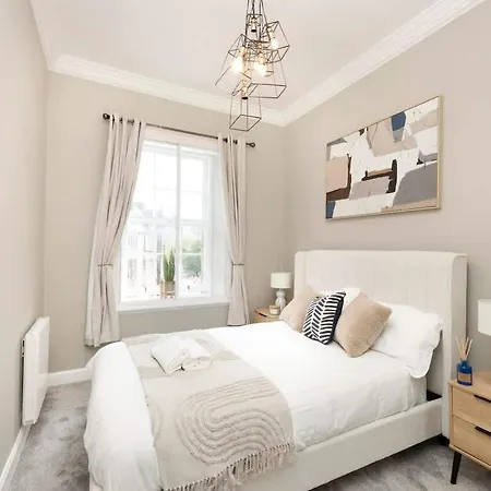 Lägenhet 1 Bed In The Heart Of Grassmarket With Castle Views