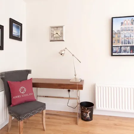 Apartment Shandwick - Centre - Sleeps 2 *