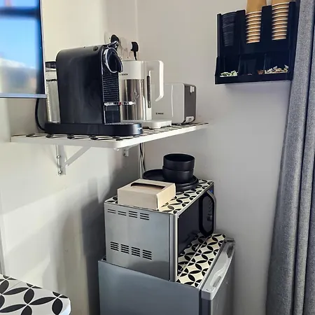 Gasthuis Double With Shared Bathroom Near The Shore And Tram Edinburgh