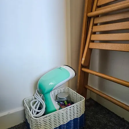 Double With Shared Bathroom Near The Shore And Tram Gasthuis *