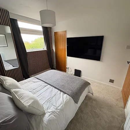 Homestay Ravelston Heights