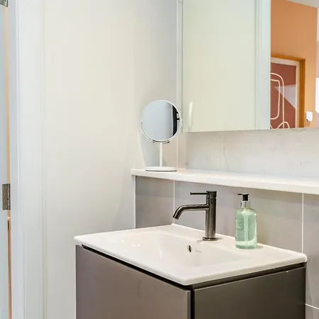 Dragon Luxury Serviced At Alva Street Apartmán Edinburgh