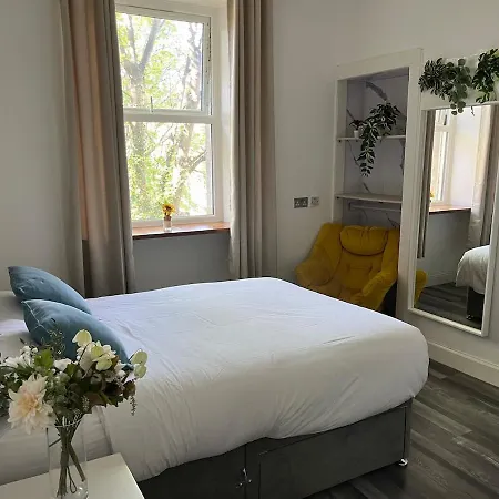 Apartment City Centre Holiday Home Edinburgh