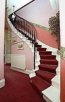 Menzies Guest house 3*