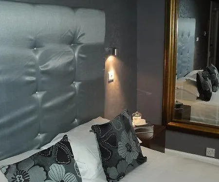 Albyn Townhouse Гостевой дом