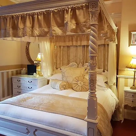 Amaragua 5* Edinburgh