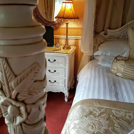 Amaragua 5* Edinburgh