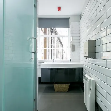 Code - The Loft, Hostel