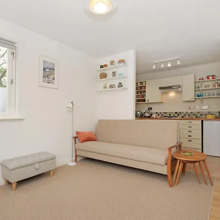 Апартаменты Centre Haven *