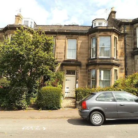 Guest house Menzies 3*