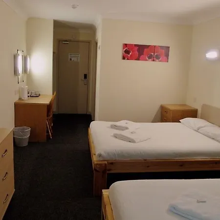 Penzion Almond House 2*