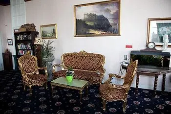 Hostel Castle Rock